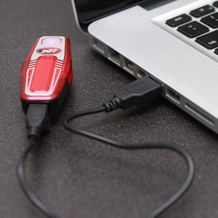 Sabre 110 USB Rechargeable Taillight — photo 4