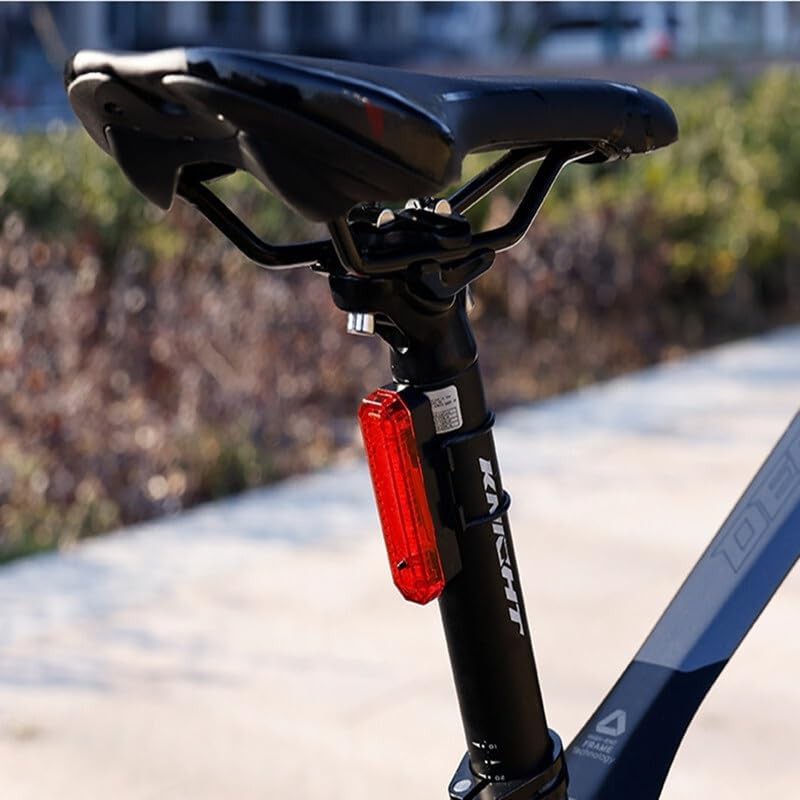 Red mountain road bike taillight — photo 4
